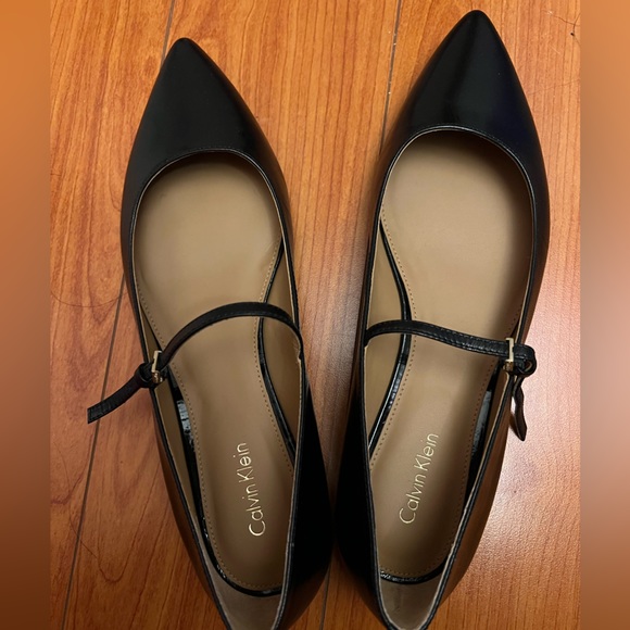 Calvin Klein Shoes - Calvin Klein Gracy flats